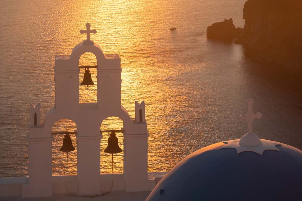 Three-bells-of-santorini